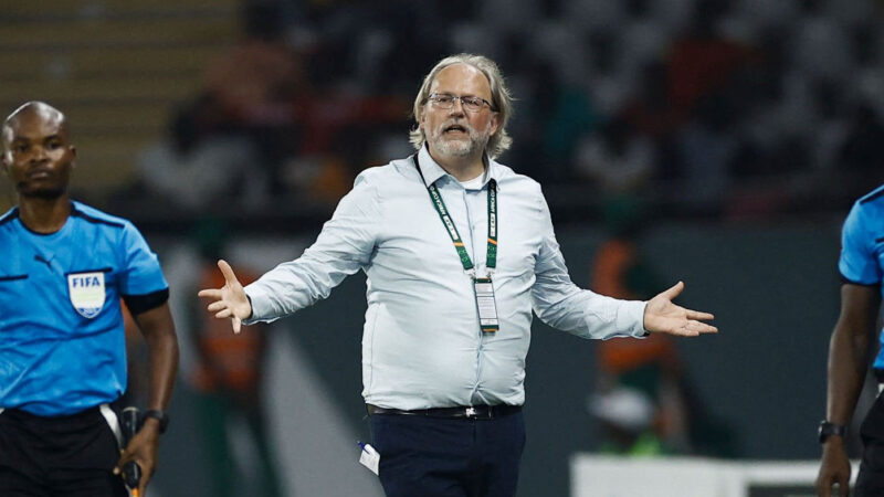 مدرب منتخب مالي توم سانتفييت لديه خطته للإطاحة بأسود الأطلس في عقر دارهم!