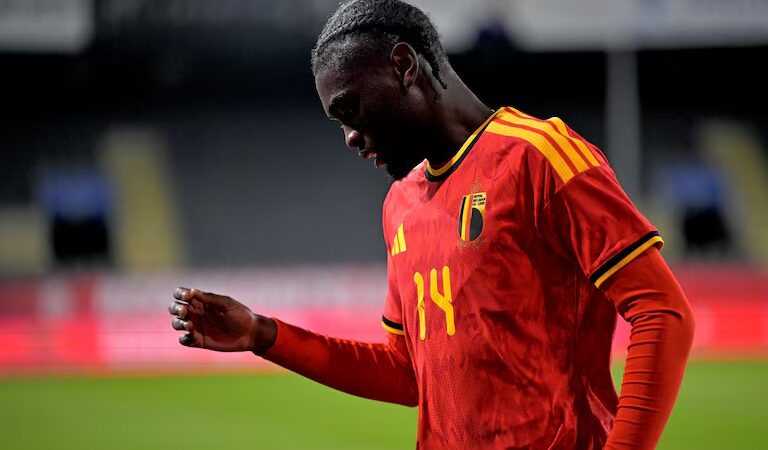 Jorthy Mokio sort du silence sur son avenir international entre la Belgique et le Congo